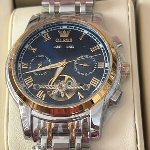 Olevs men’s watch brand new